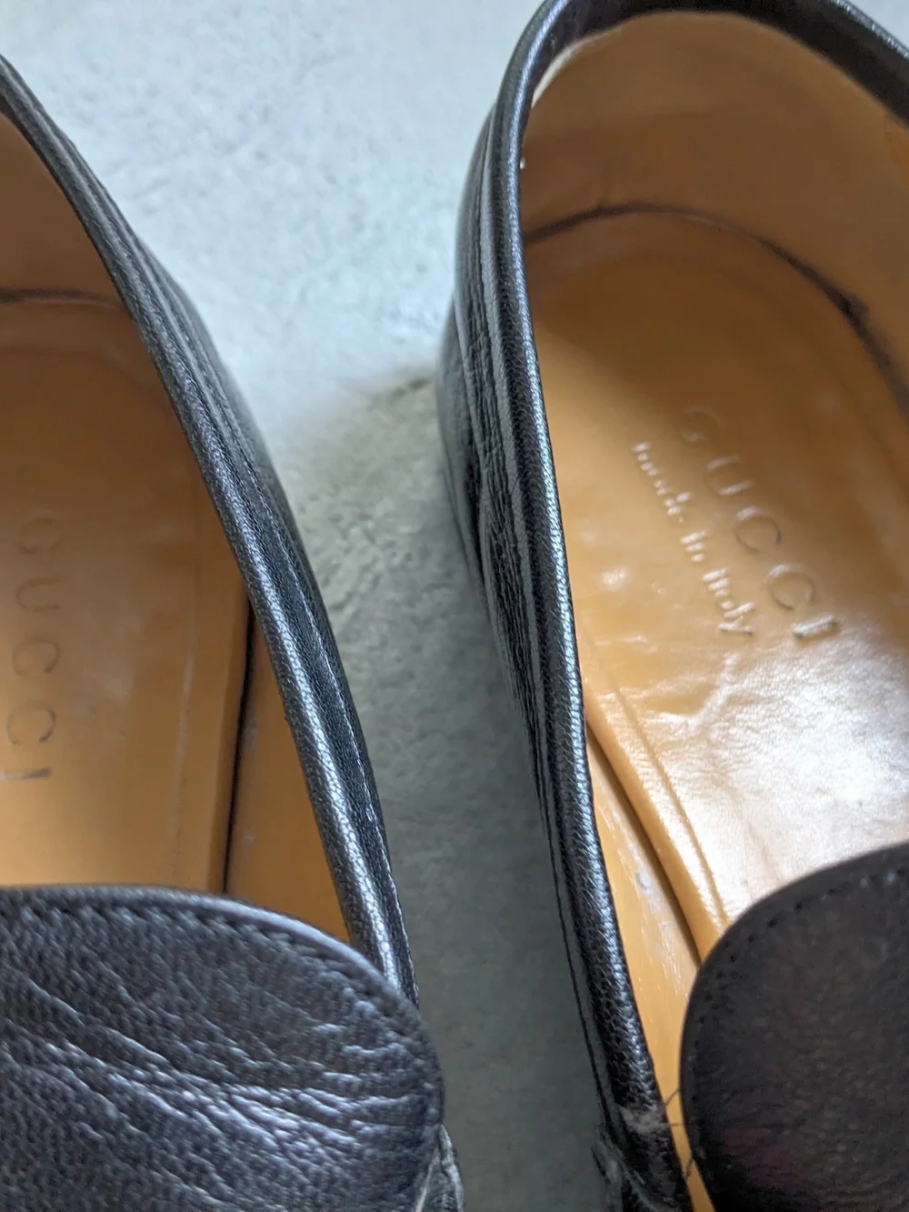 Gucci Black Leather Men's Loafers with Green-Red Web and Gold GG US 9.5